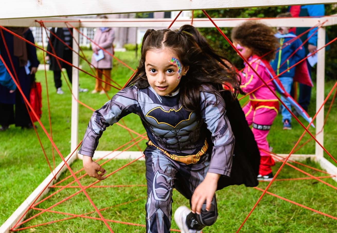 Meisje op HK Dag 2024