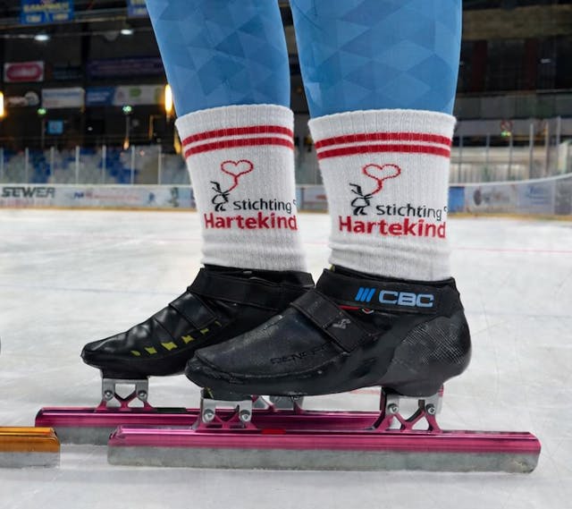 Sokken van Hartekind met schaatsen